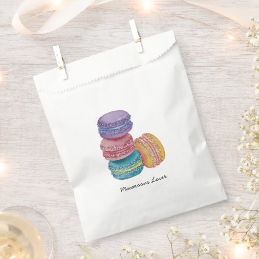 Niedliche Regenbogenfarben Geschenktütchen (Ausgeschnitten)