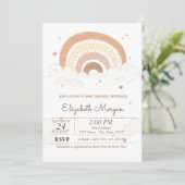 Niedliche Regenbogenwolken Herz-Baby-Dusche Einladung (Stehend Vorderseite)