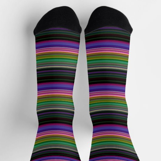 Niedliche Retrofarbenstreifen Socken (Oben)