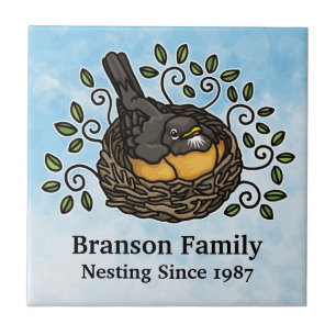 Niedliche Robin Nesting, Fügen Sie Ihren Familienn Fliese