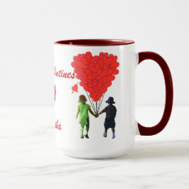 Niedliche Romantiker, die Valentine in Händen halt Tasse