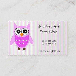 Niedliche rosa Eulen-nennende Karte