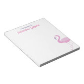 Niedliche rosa Flamingo vom Schreibtisch aus Notizblock (angewinkelt)