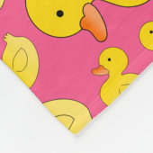 Niedliche rosa Gummienten Fleecedecke (Ecke)
