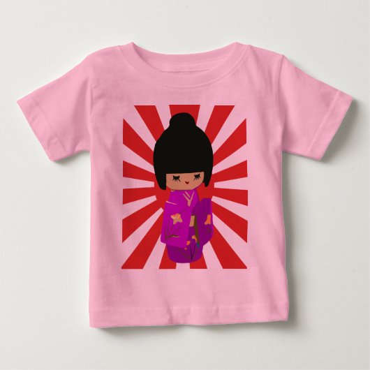 Niedliche rosa Kokeshi Puppe auf steigender Sonne Baby T-shirt (Vorderseite)
