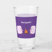 Niedliche rosa Marshmallows im Cartoon des Lagerfe Glas (Vorderseite)