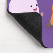 Niedliche rosa Marshmallows im Cartoon des Lagerfe Mousepad (Ecke)