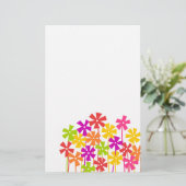 Niedliche, rosa orangefarbene Blume zeichnend Briefpapier (Stehend Vorderseite)