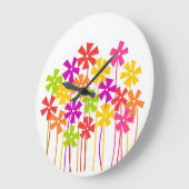 Niedliche, rosa orangefarbene Blume zeichnend Große Wanduhr (Winkel)