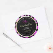 Niedliche, rosa und schwarze Blumenmarken Runder Aufkleber (Umschlag)