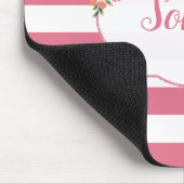 Niedliche, rosa und weiße Streifen Mousepad (Ecke)