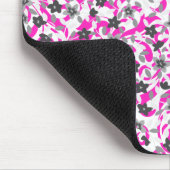 Niedliche, rosa, weiße abstrakte Blume Mousepad (Ecke)