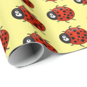 Niedliche , rote Ladybug-Cartoon-Abbildung Geschenkpapier (Rolleneckpunkt)