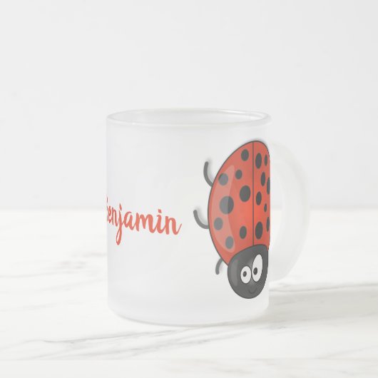 Niedliche , rote Ladybug-Cartoon-Abbildung Mattglastasse (VorderseiteRechts)