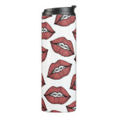 Niedliche rote Lippen und Klammer-Hand gezeichnete Thermosbecher (Nach links gedreht)