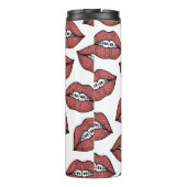 Niedliche rote Lippen und Klammer-Hand gezeichnete Thermosbecher (Rückseite)