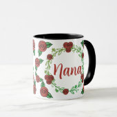 Niedliche Rote Rosen Floral Wreath Nana Tasse (VorderseiteRechts)