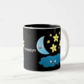 Niedliche Sänger, Mond und Cloud-Cartoon Zweifarbige Tasse (VorderseiteRechts)