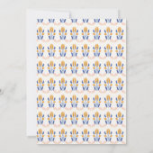 Niedliche Scandi Folk Blume in Blue Baby Dusche Einladung (Rückseite)