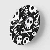 Niedliche Schädel und Kreuzknochen Runde Wanduhr (Winkel)