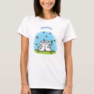 Niedliche Schaffreunde und Schmetterlinge Cartoon T-Shirt