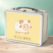 Niedliche Schaftrast auf Gelb Metall Brotdose