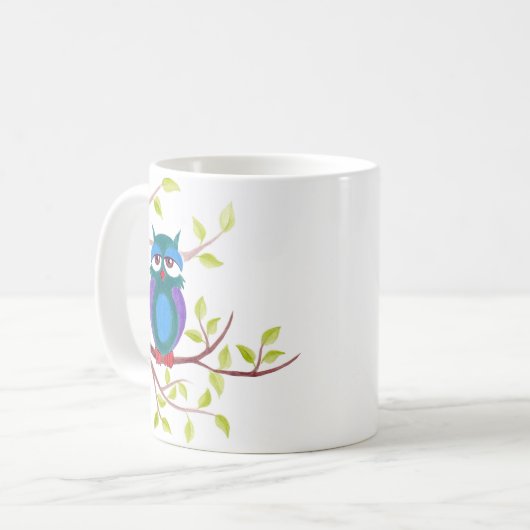 Niedliche schlafende Eule auf einem Cartoon Kaffeetasse (Vorderseite Links)