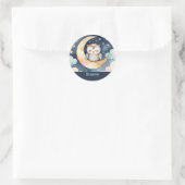 Niedliche Schlafschale auf dem Mond Personalisiert Runder Aufkleber (Tasche)