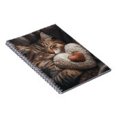 NIEDLICHE SCHLAFTABBYKATTE MIT HERZPILLOW NOTIZBLOCK (Rechte Seite)