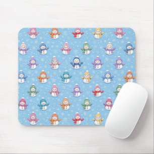 Niedliche Schneemänner in Schneeflocken Mousepad