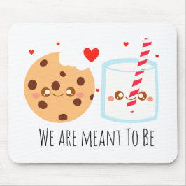 Niedliche Schokolade Chip Cookie und Milchglas Mousepad