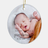 Niedliche Schrift Unsere ersten Weihnachten als Gr Keramik Ornament (Links)