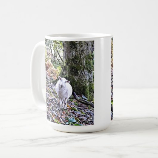 NIEDLICHE SCHUHE KAFFEETASSE (Vorderseite Links)