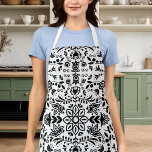 Niedliche Schwarz-Weiß-Flora-Skandinavien Bandanna Schürze<br><div class="desc">Niedliche Schwarz-Weiß-Blumen-Skandinavien Bandanna Schürze</div>