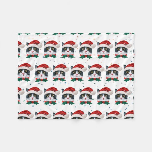 Niedliche Schwarz-Weiß-Katze mit Weihnachtsmannmüt Fleecedecke (Vorderseite (Horizontal))