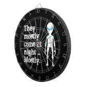 Niedliche Schwarz-weiße Alien Dartscheibe (Vorderseite rechts)