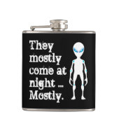 Niedliche Schwarz-weiße Alien Flachmann (Vorderseite)