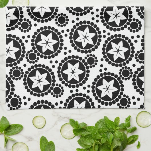 Niedliche Schwarz-weiße Blume Handtuch (Gefaltet)