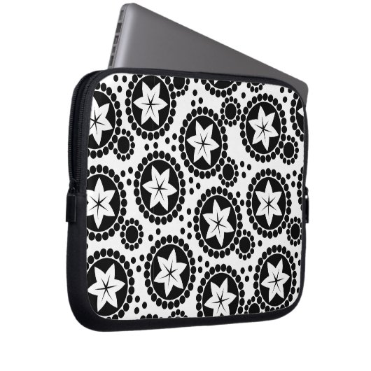 Niedliche Schwarz-weiße Blume Notebook-Sieb Laptopschutzhülle (Vorne Rechts)