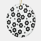 Niedliche Schwarz-weiße Blume Ornament (Links)