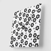 Niedliche Schwarz-weiße Blume Uhr (Winkel)