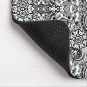Niedliche Schwarz-weiße Blumenpfeife Mousepad (Ecke)