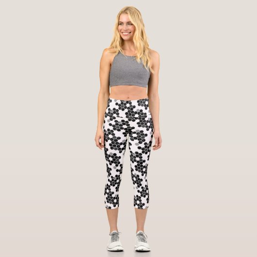 Niedliche Schwarz-weiße Halsdatenmuster Capri Leggings (Vorderseite)