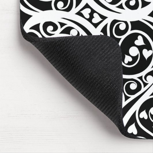 Niedliche Schwarz-weiße Herzen Liebe Hintergrund D Mousepad (Ecke)