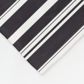 Niedliche Schwarz-weiße Streifen Fleecedecke (Ecke)
