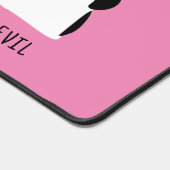 Niedliche Schwarz-weiße Tuxedo Katzen rosa Schreibtischunterlage (Ecke)