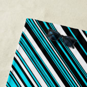 Niedliche Schwarz-weiße Wasserstreifen Case-Mate i Strandtuch (Beispiel)