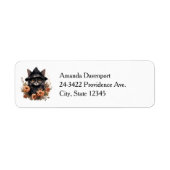 Niedliche schwarze Katze in einem Hexenhut (Vorne)