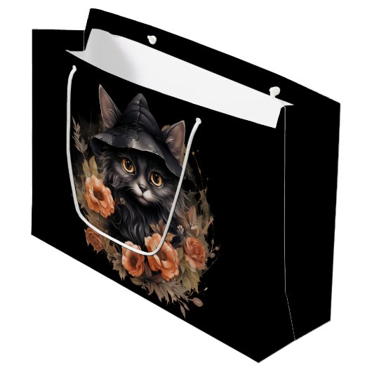 Niedliche schwarze Katze in einem Hexenhut Große Geschenktüte (Vorderseite Schrägansicht)