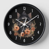 Niedliche schwarze Katze in einem Hexenhut Uhr (Vorderseite)